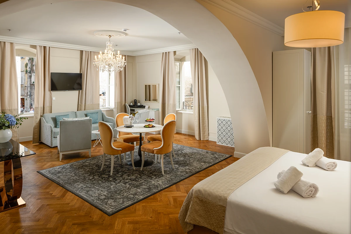 2025-09-18 Heritage Hotel Santa Lucia @ Split - FOTO-3